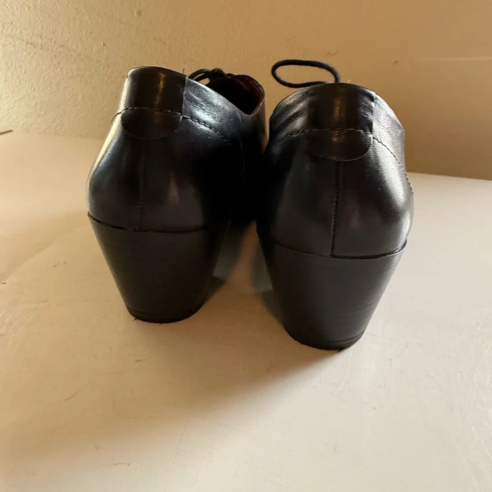 NEW Elegant Black Leather Tamaris Women's Oxford Shoes, Made in Germany, size 41 - Picture 5 of 10